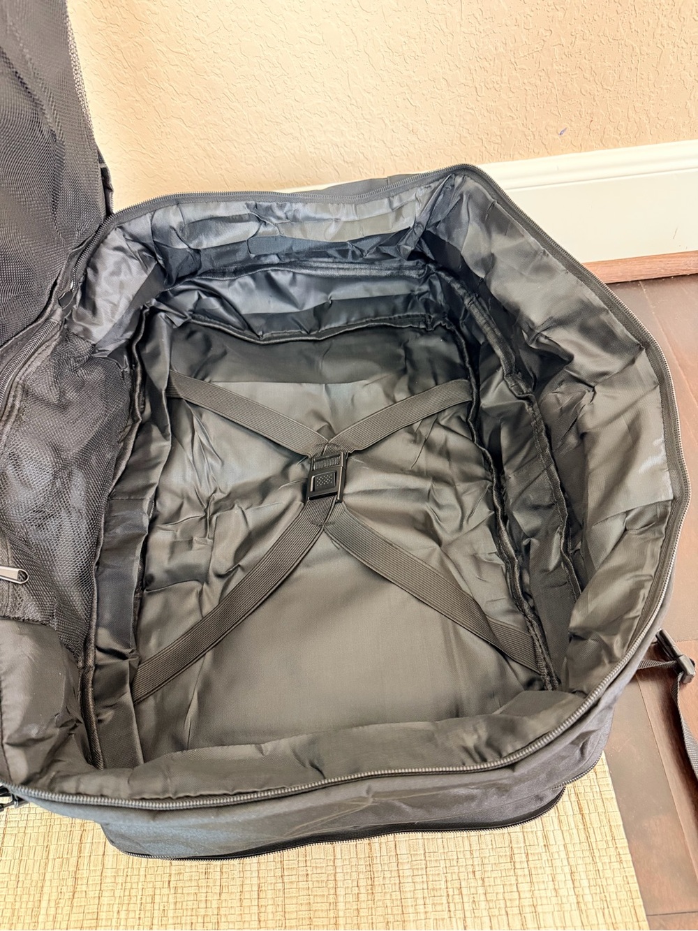 Travel Backpack Expandable - Picture 9 of 10